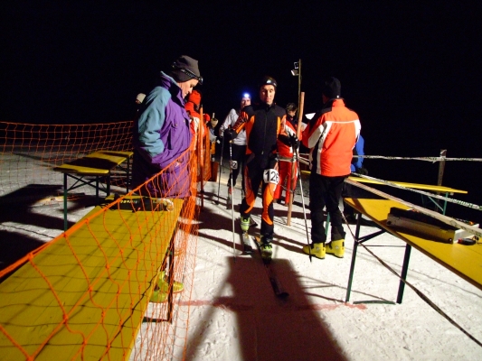 Skiuphill200794.JPG