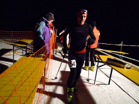 Skiuphill200790.JPG
